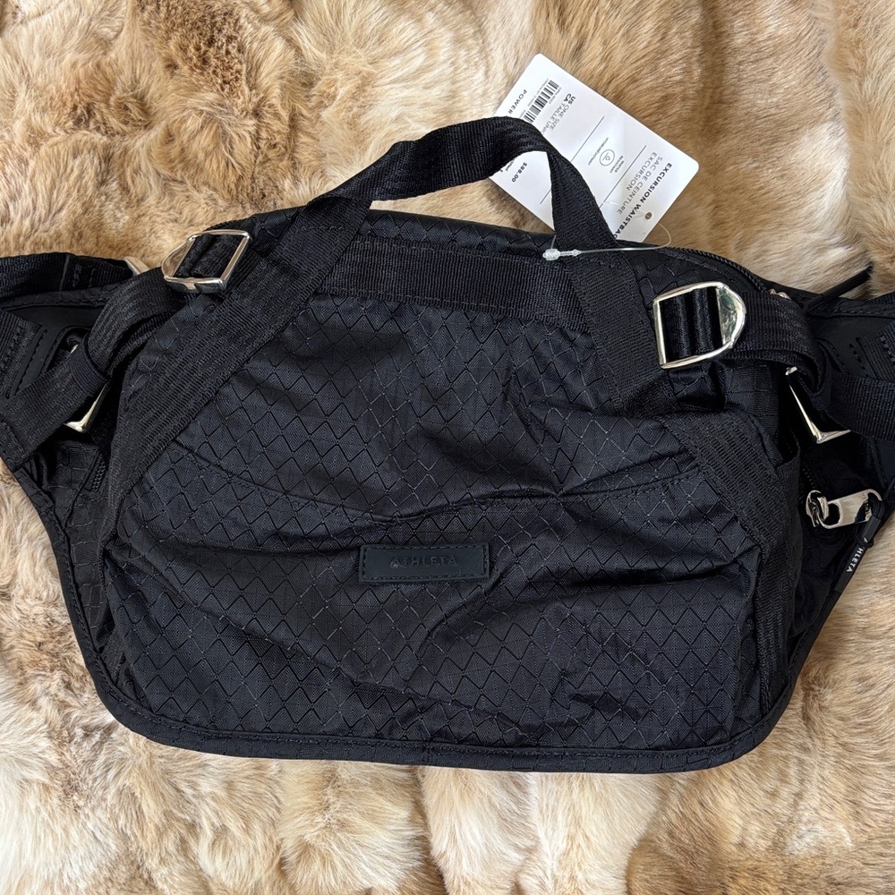 Athleta Excursion waistbag